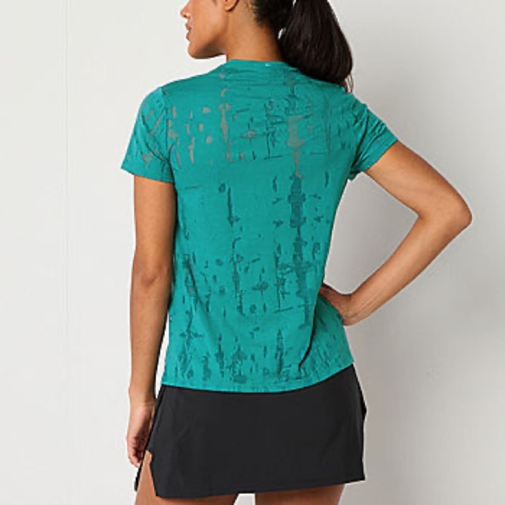 NWT Reebok T-Shirt - Picture 6 of 6
